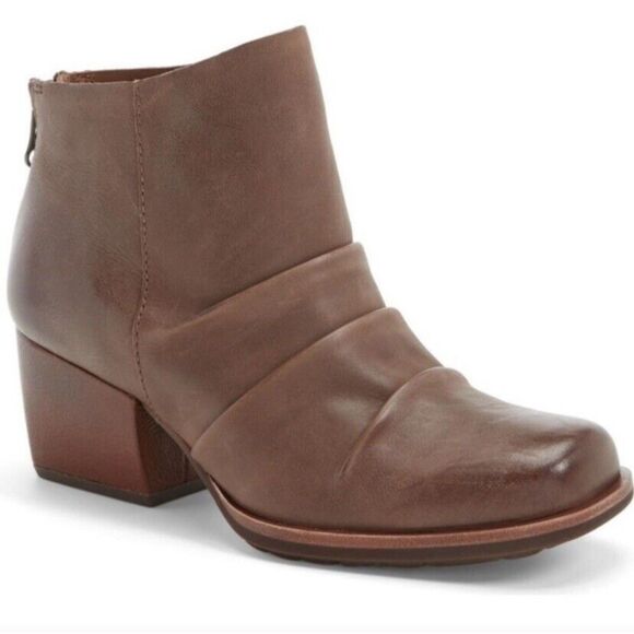 Kork-Ease Shoes - Kork Ease Brown Leather Kissel Heeled Ankle Boots Size 8.5